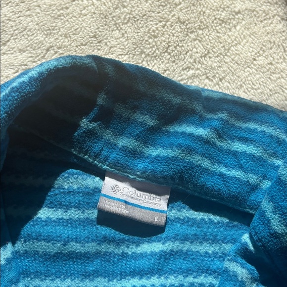 Columbia Electric Blue Striped Fleece – Size L | Mountain Ready | Quarter-Zip | - Picture 5 of 8